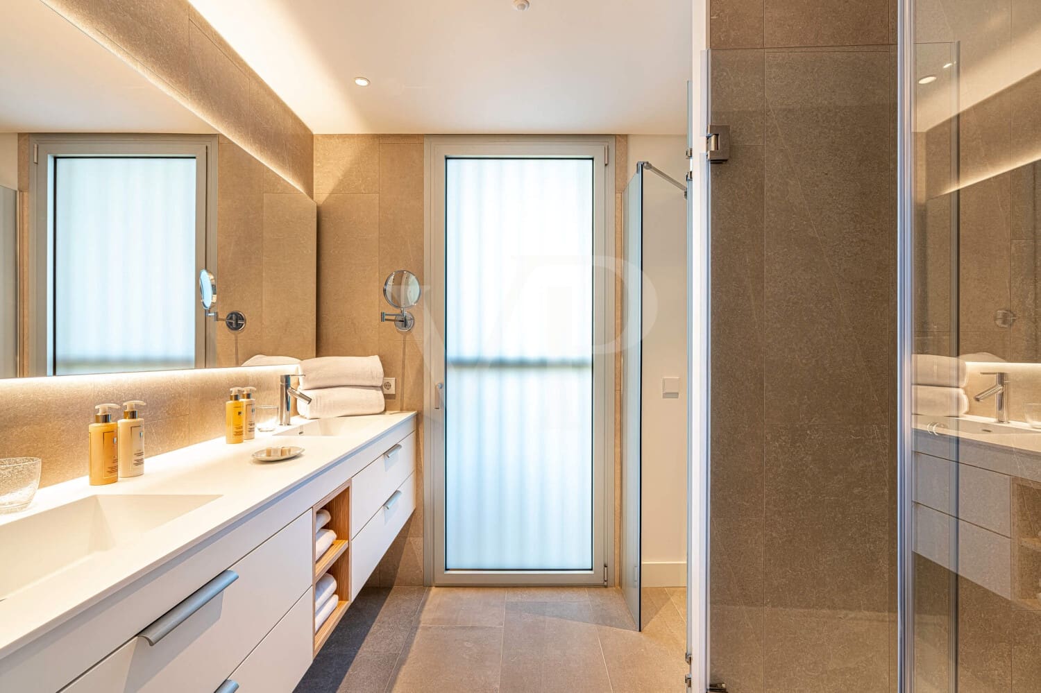 3 bedroom Penthouse for sale in Guia de Isora with pool - € 1,949,000 (Ref: 9029411)