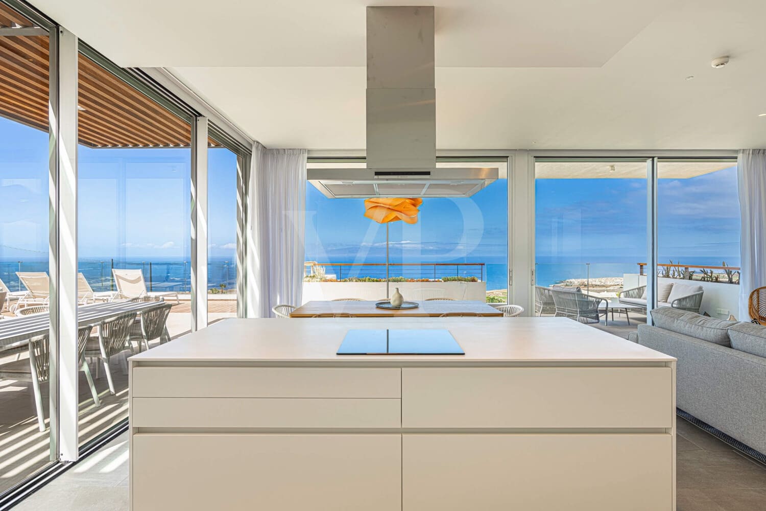 3 bedroom Penthouse for sale in Guia de Isora with pool - € 1,949,000 (Ref: 9029411)