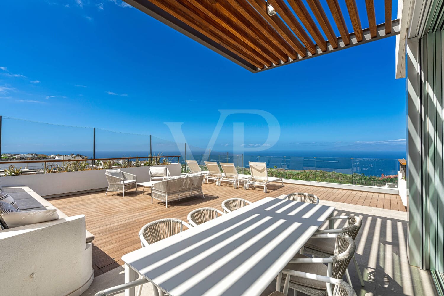 3 bedroom Penthouse for sale in Guia de Isora with pool - € 1,949,000 (Ref: 9029411)