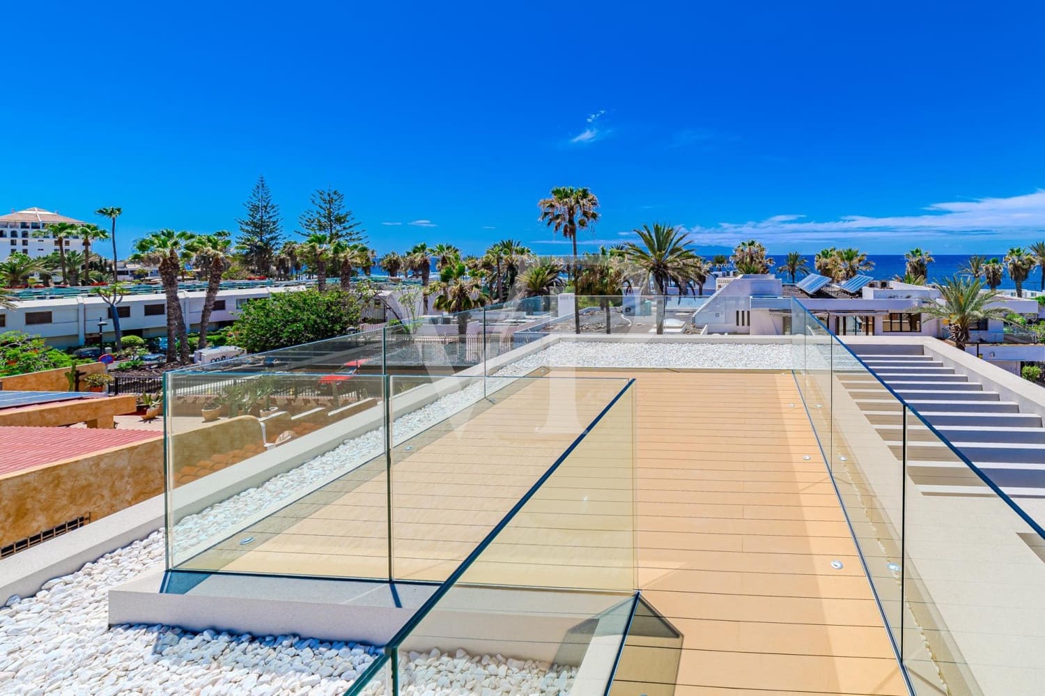 4 soveværelse Villa til salg i Costa Adeje med swimmingpool - € 3.250.000 (Ref: 9050894)