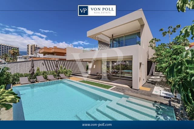 4 soveværelse Villa til salg i Playa de las Américas, Adeje med swimmingpool - € 3.250.000 (Ref: 9050894)