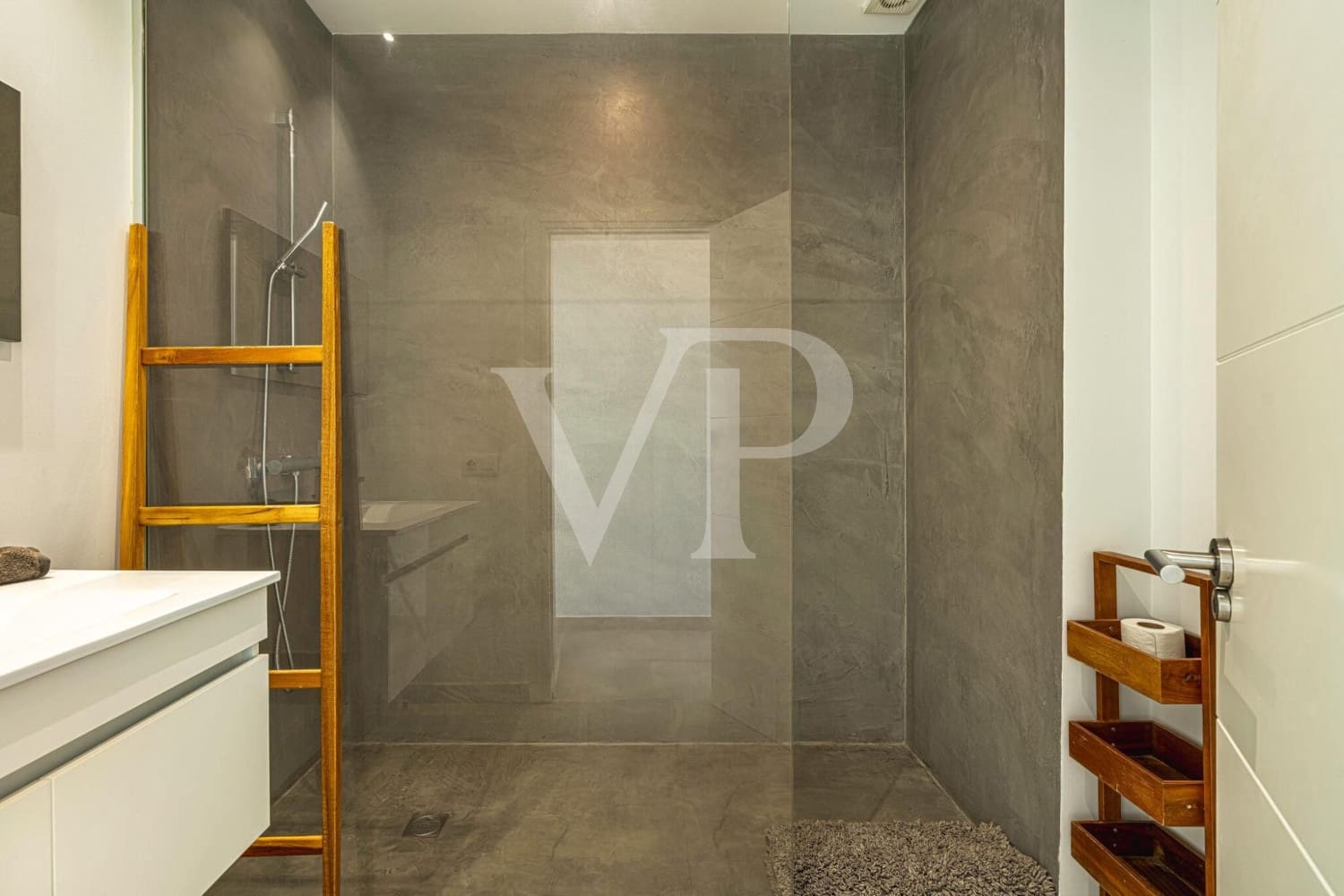 3 soveværelse Villa til salg i Costa Adeje med swimmingpool - € 1.395.000 (Ref: 9104436)