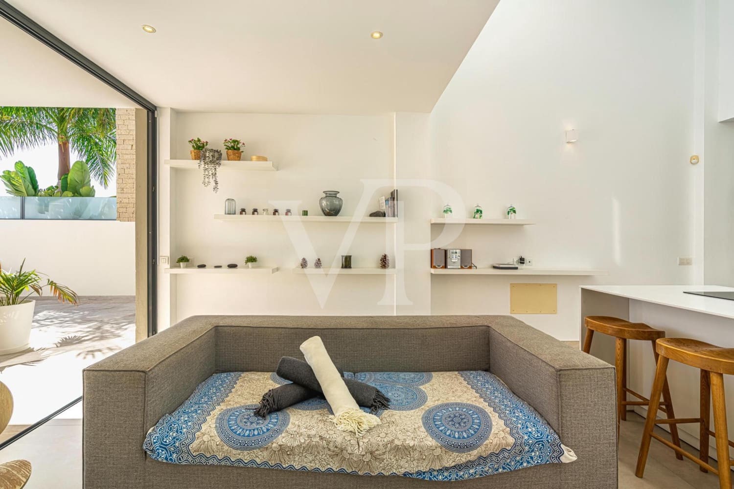 3 soveværelse Villa til salg i Costa Adeje med swimmingpool - € 1.395.000 (Ref: 9104436)