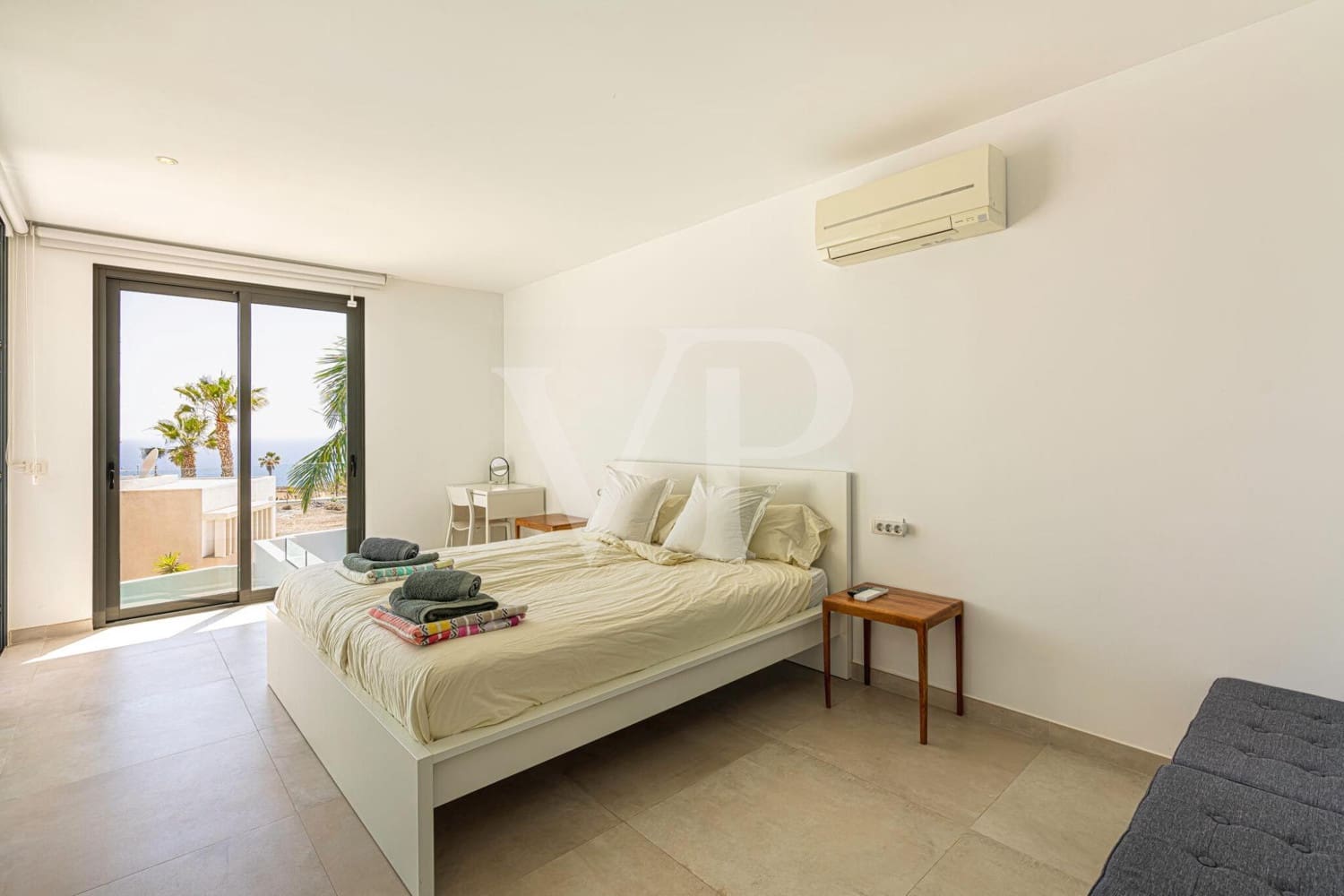 3 soveværelse Villa til salg i Costa Adeje med swimmingpool - € 1.395.000 (Ref: 9104436)