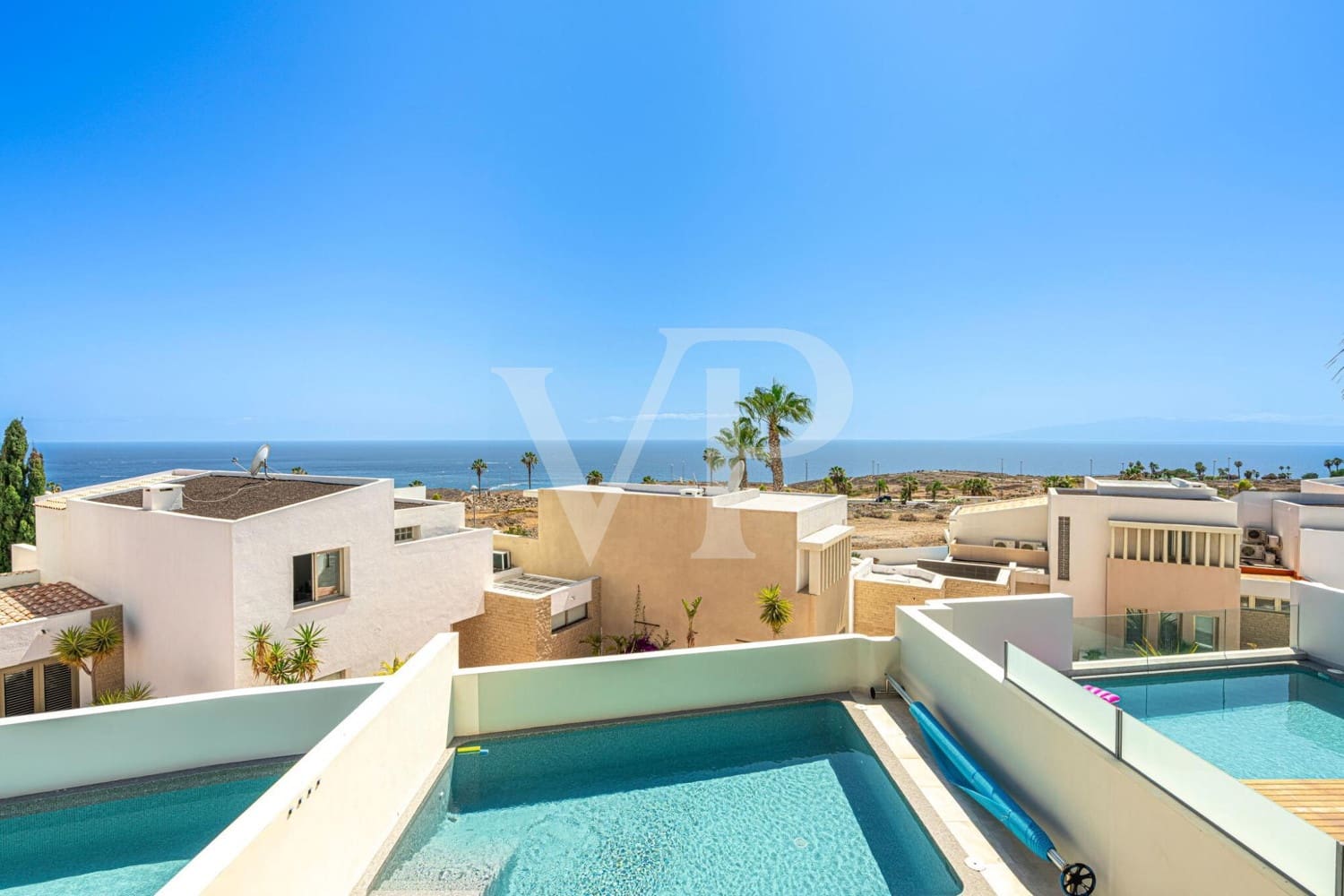 3 soveværelse Villa til salg i Costa Adeje med swimmingpool - € 1.395.000 (Ref: 9104436)
