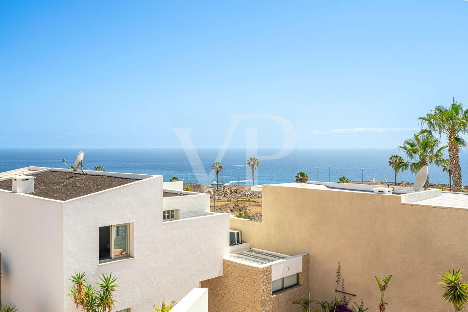 3 soveværelse Villa til salg i Costa Adeje med swimmingpool - € 1.395.000 (Ref: 9104436)