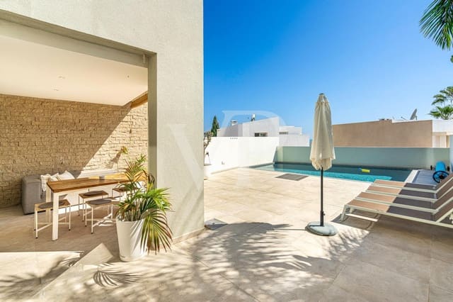 3 soverom Villa til salgs i La Caleta Adeje, Adeje med svømmebasseng - € 1 395 000 (Ref: 9104436)