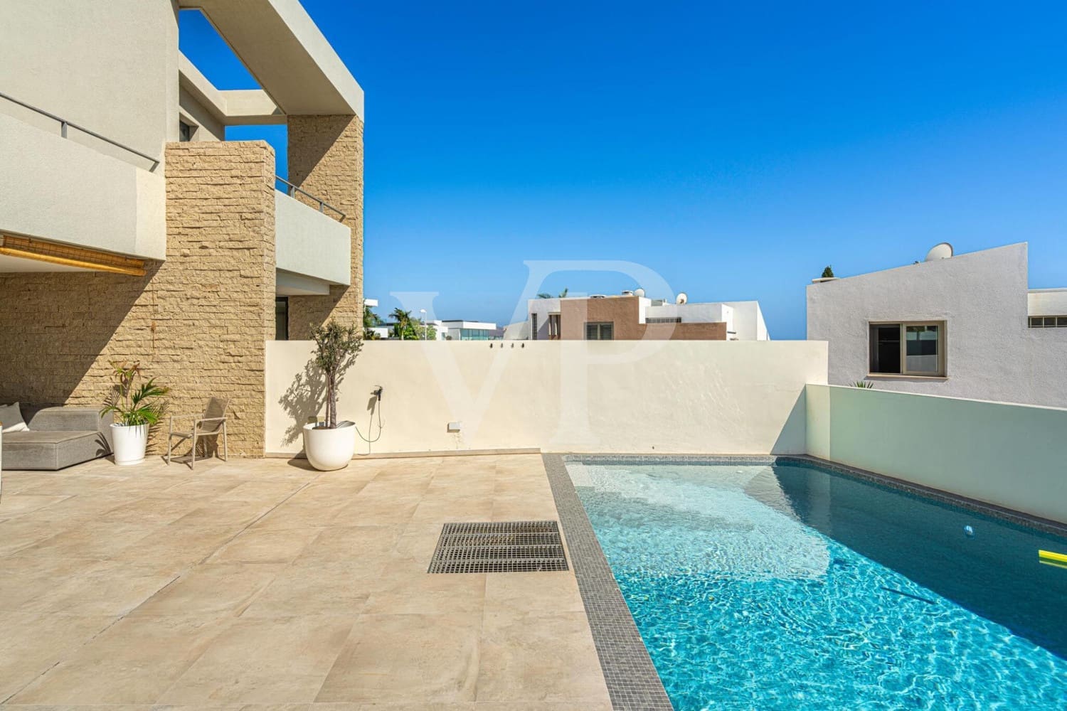 3 soveværelse Villa til salg i Costa Adeje med swimmingpool - € 1.395.000 (Ref: 9104436)