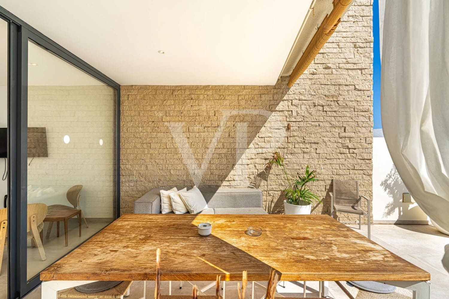 3 soveværelse Villa til salg i Costa Adeje med swimmingpool - € 1.395.000 (Ref: 9104436)