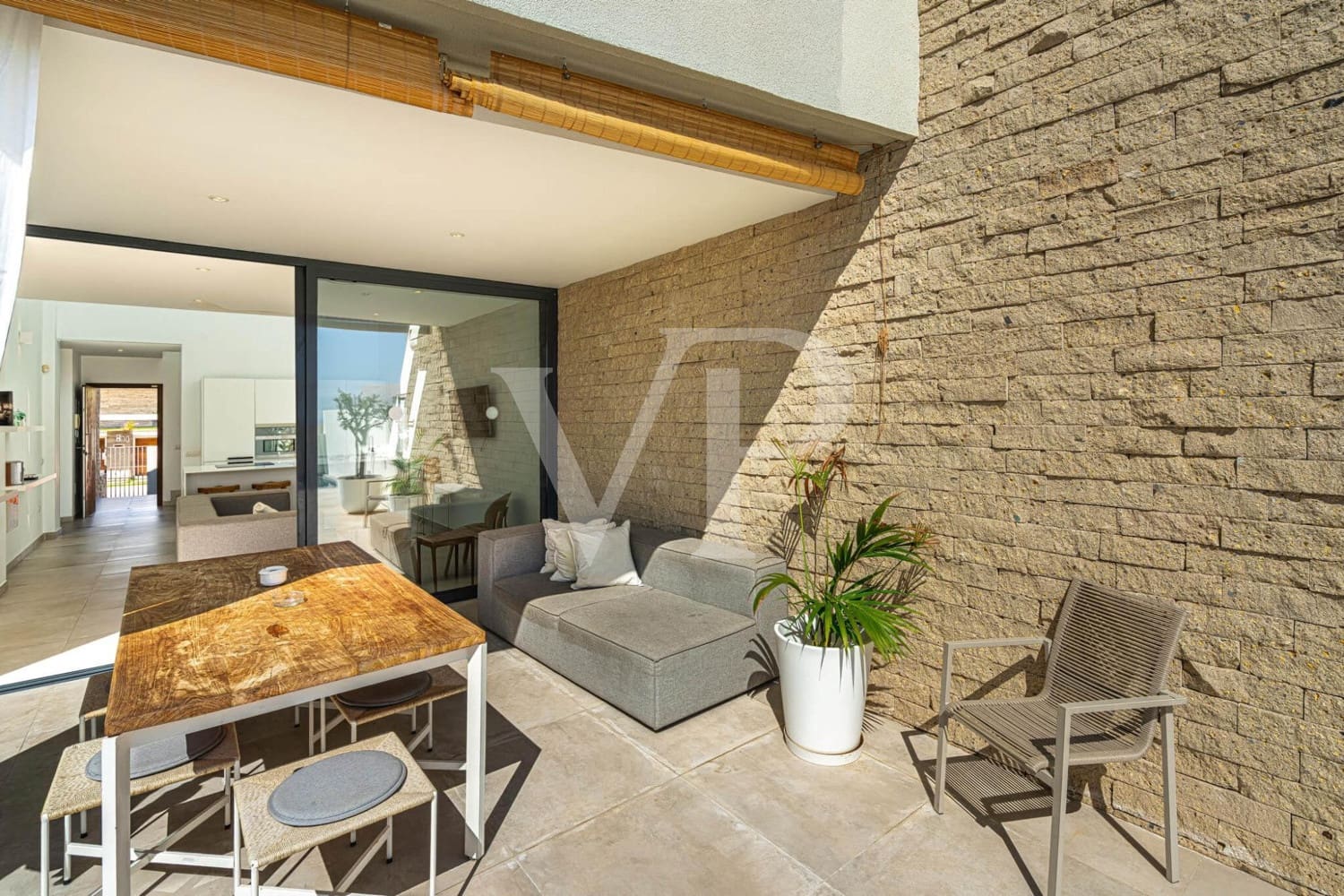 3 soveværelse Villa til salg i Costa Adeje med swimmingpool - € 1.395.000 (Ref: 9104436)