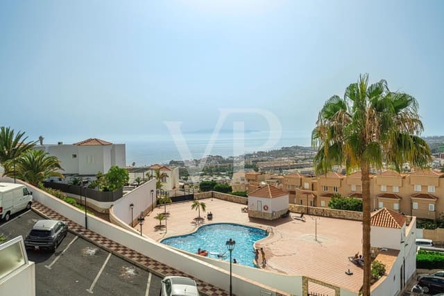3 bedroom Townhouse for sale in Torviscas Centro y Alto, Adeje - € 750,000 (Ref: 9136977)