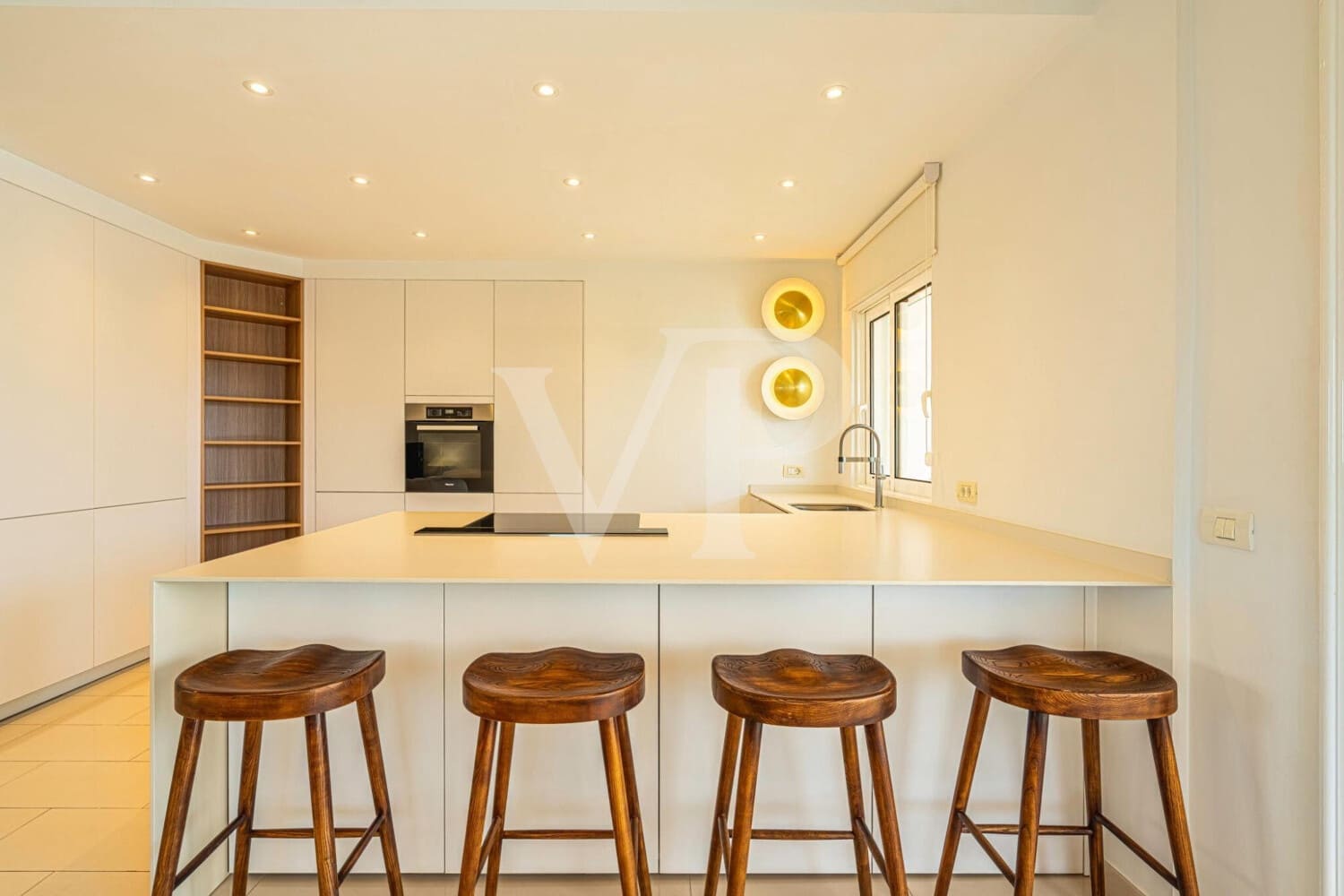 5 soveværelse Byhus til salg i Costa Adeje med swimmingpool - € 3.300.000 (Ref: 9171315)