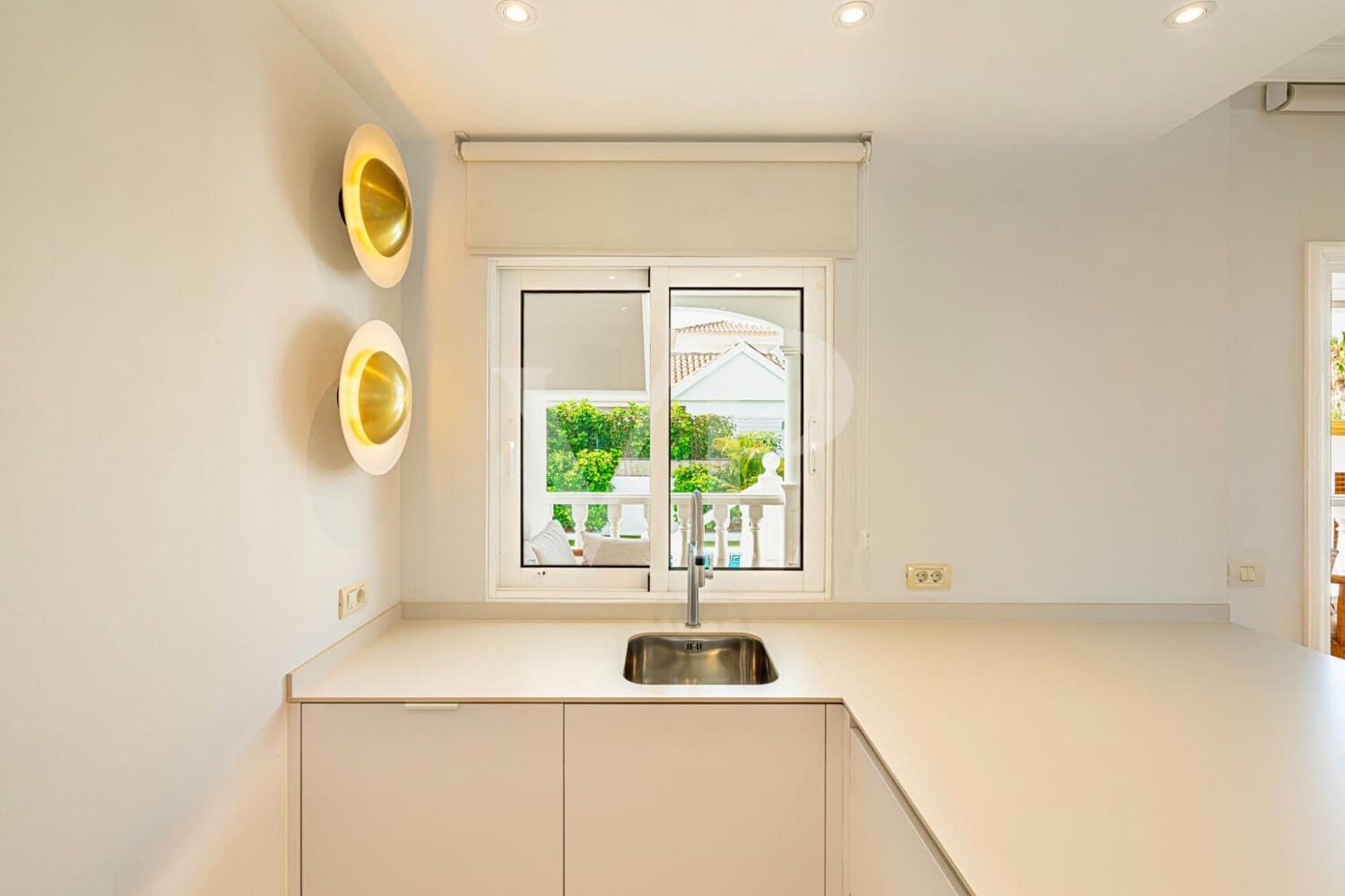 5 soveværelse Byhus til salg i Costa Adeje med swimmingpool - € 3.300.000 (Ref: 9171315)