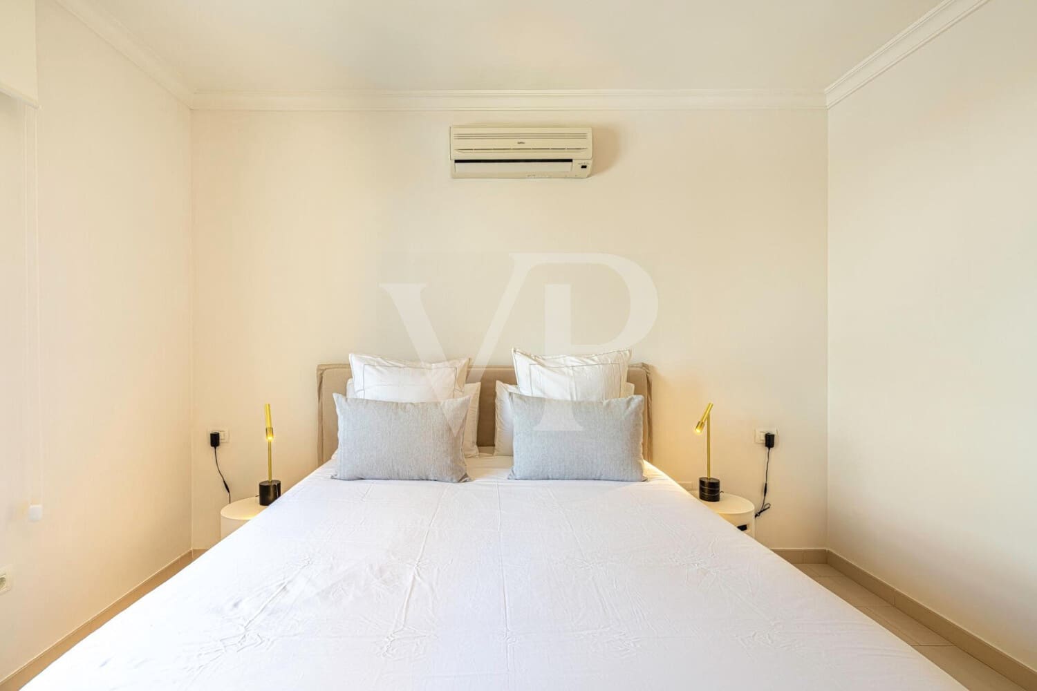 5 soveværelse Byhus til salg i Costa Adeje med swimmingpool - € 3.300.000 (Ref: 9171315)