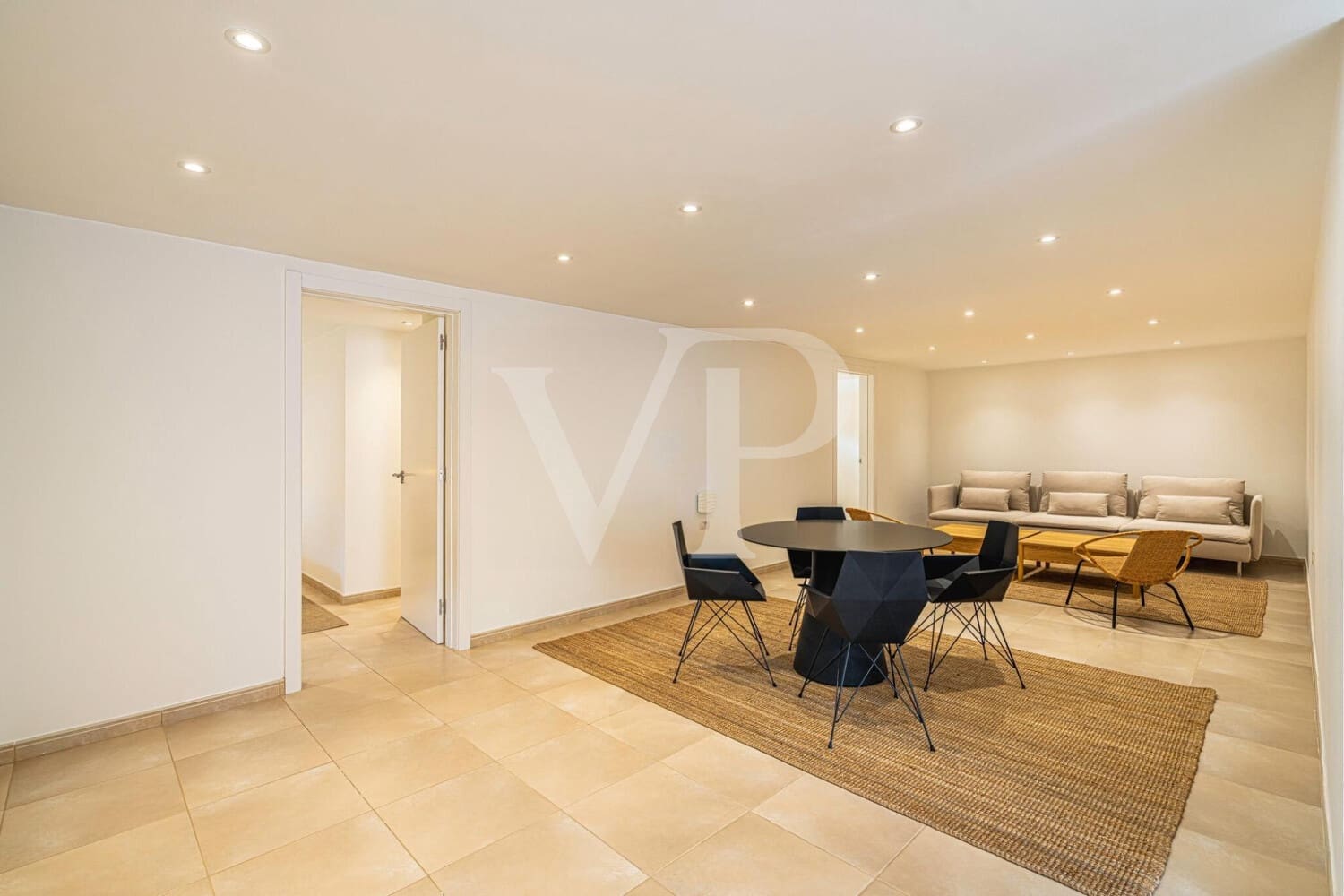 5 soveværelse Byhus til salg i Costa Adeje med swimmingpool - € 3.300.000 (Ref: 9171315)