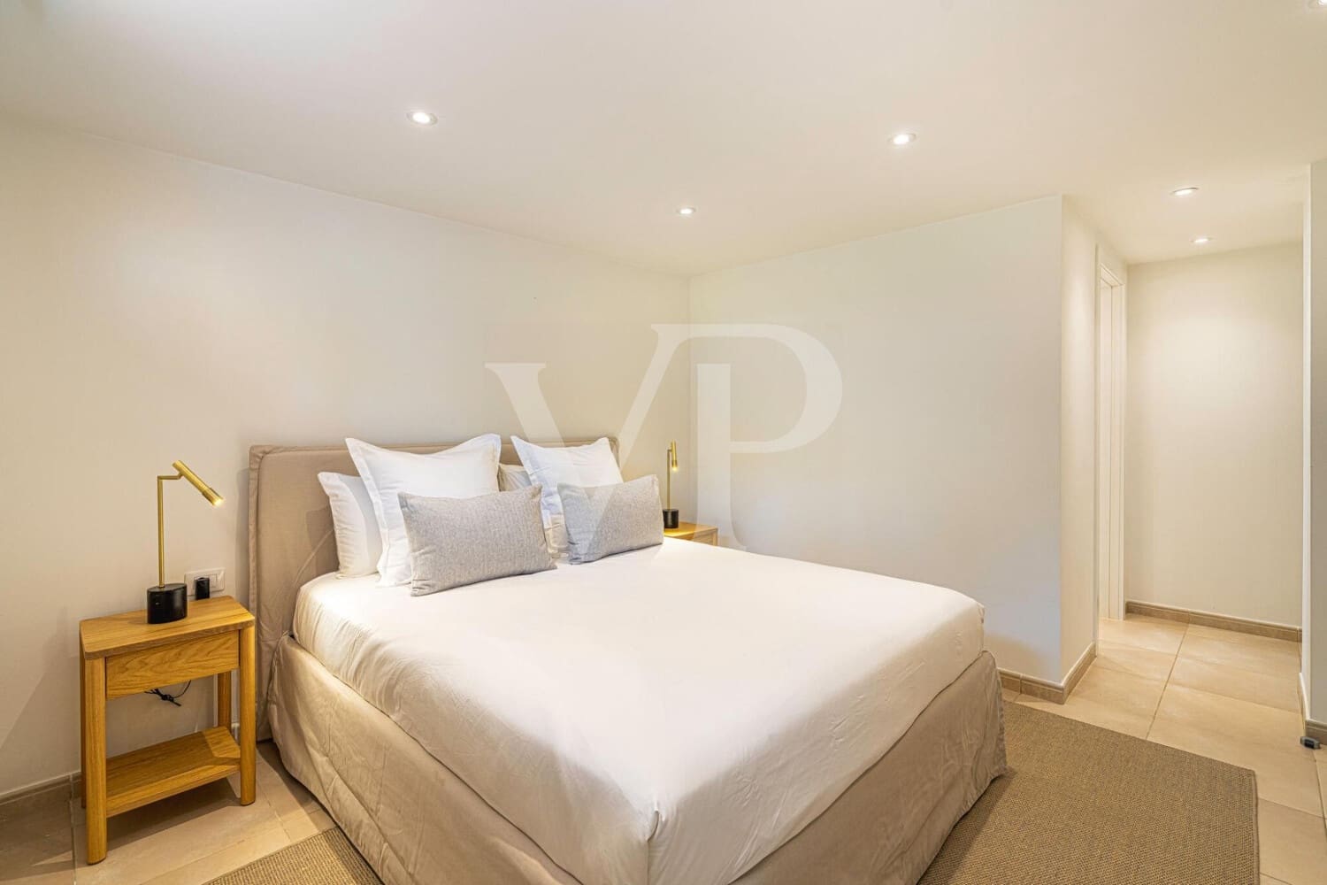 5 soveværelse Byhus til salg i Costa Adeje med swimmingpool - € 3.300.000 (Ref: 9171315)