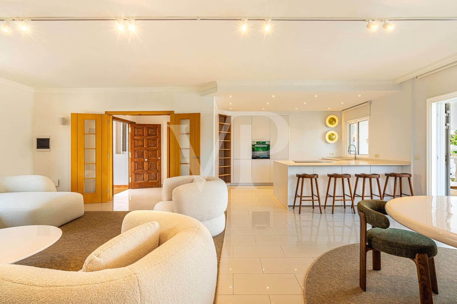 5 soveværelse Byhus til salg i Costa Adeje med swimmingpool - € 3.300.000 (Ref: 9171315)