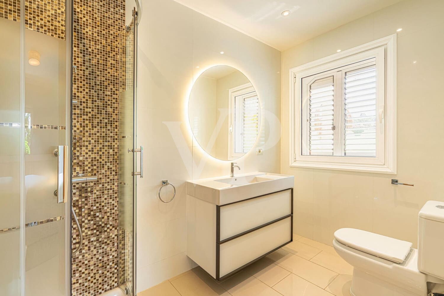 5 soveværelse Byhus til salg i Costa Adeje med swimmingpool - € 3.300.000 (Ref: 9171315)