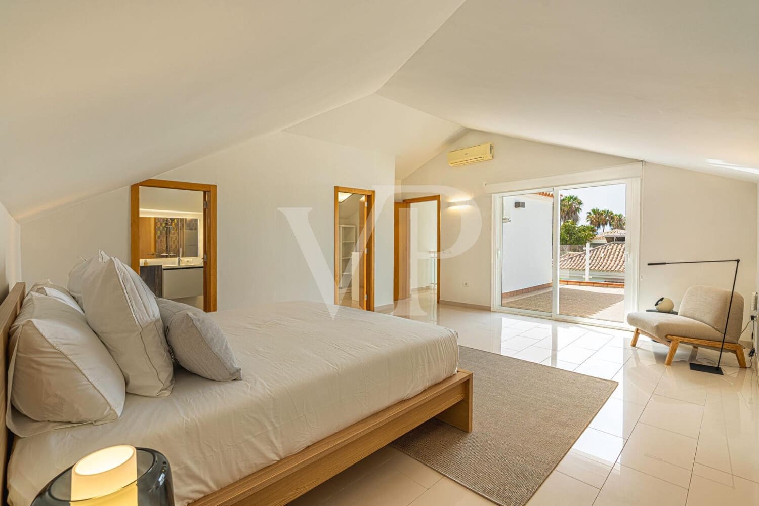 5 soveværelse Byhus til salg i Costa Adeje med swimmingpool - € 3.300.000 (Ref: 9171315)