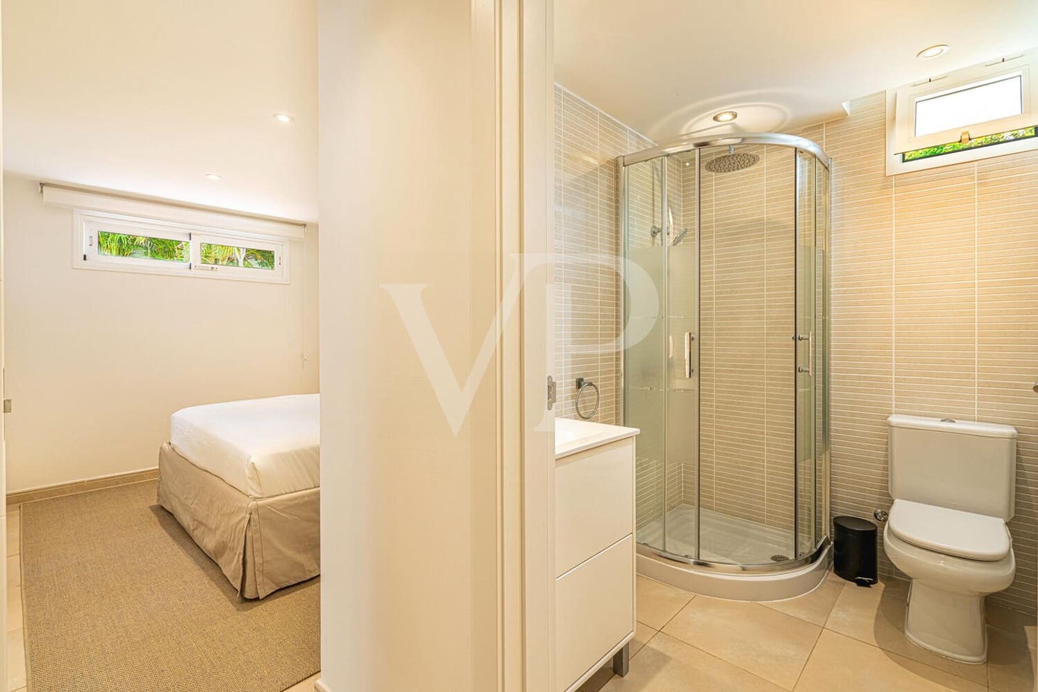 5 soveværelse Byhus til salg i Costa Adeje med swimmingpool - € 3.300.000 (Ref: 9171315)