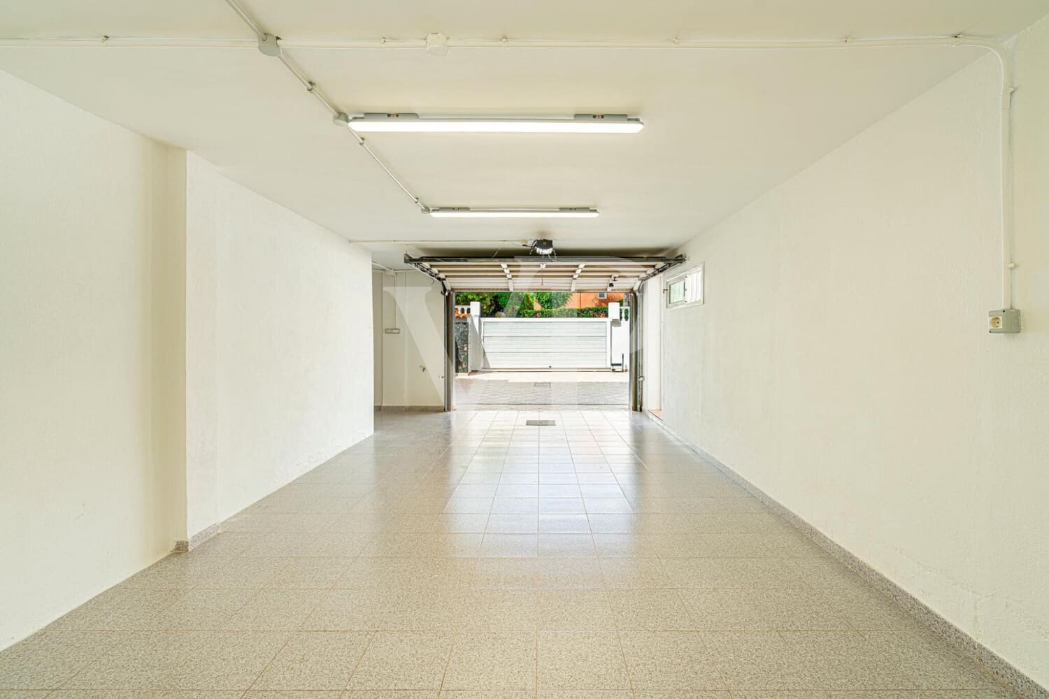 5 soveværelse Byhus til salg i Costa Adeje med swimmingpool - € 3.300.000 (Ref: 9171315)