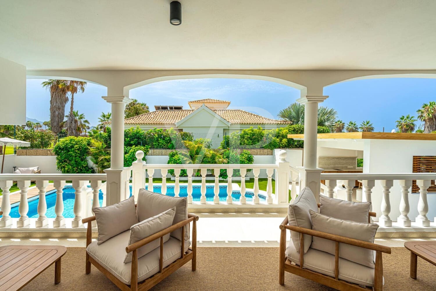 5 soveværelse Byhus til salg i Costa Adeje med swimmingpool - € 3.300.000 (Ref: 9171315)