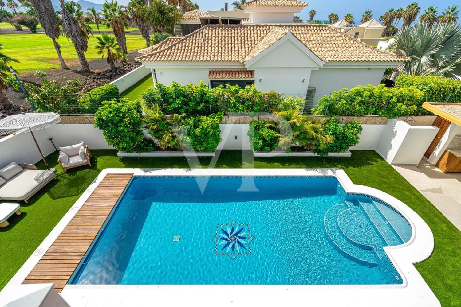 5 soveværelse Byhus til salg i Costa Adeje med swimmingpool - € 3.300.000 (Ref: 9171315)