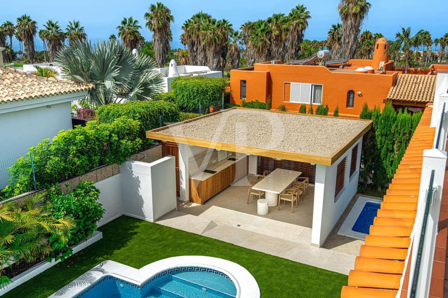 5 soveværelse Byhus til salg i Costa Adeje med swimmingpool - € 3.300.000 (Ref: 9171315)