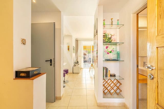 3 soverom Rekkehus til salgs i Puerto Santiago, Santiago del Teide med svømmebasseng - € 595 000 (Ref: 9192503)