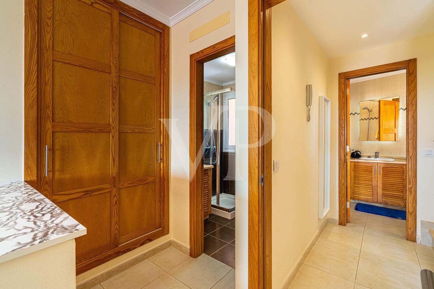 3 soveværelse Rækkehus til salg i Puerto Santiago med swimmingpool - € 595.000 (Ref: 9192503)