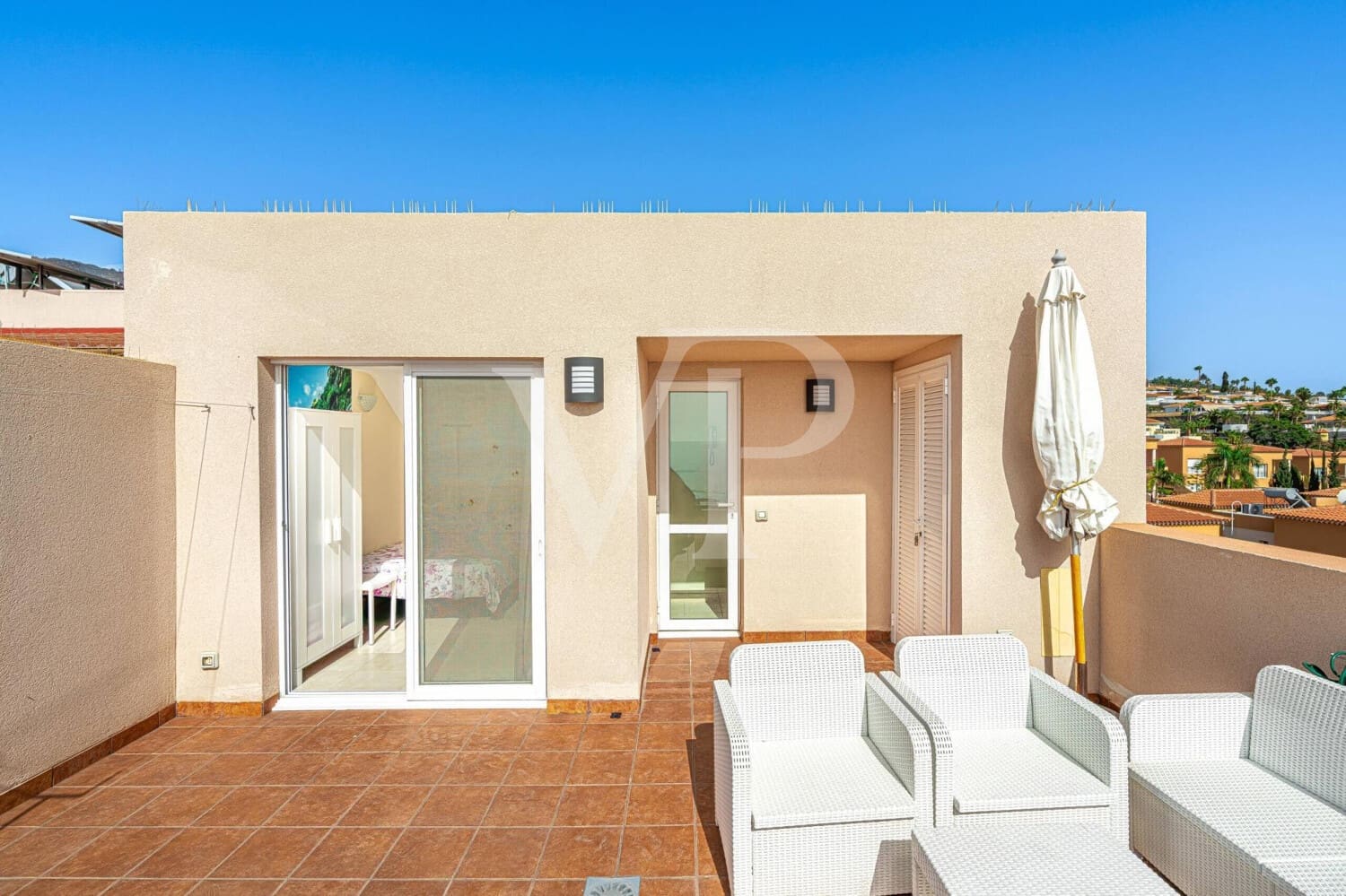 3 soveværelse Rækkehus til salg i Puerto Santiago med swimmingpool - € 595.000 (Ref: 9192503)