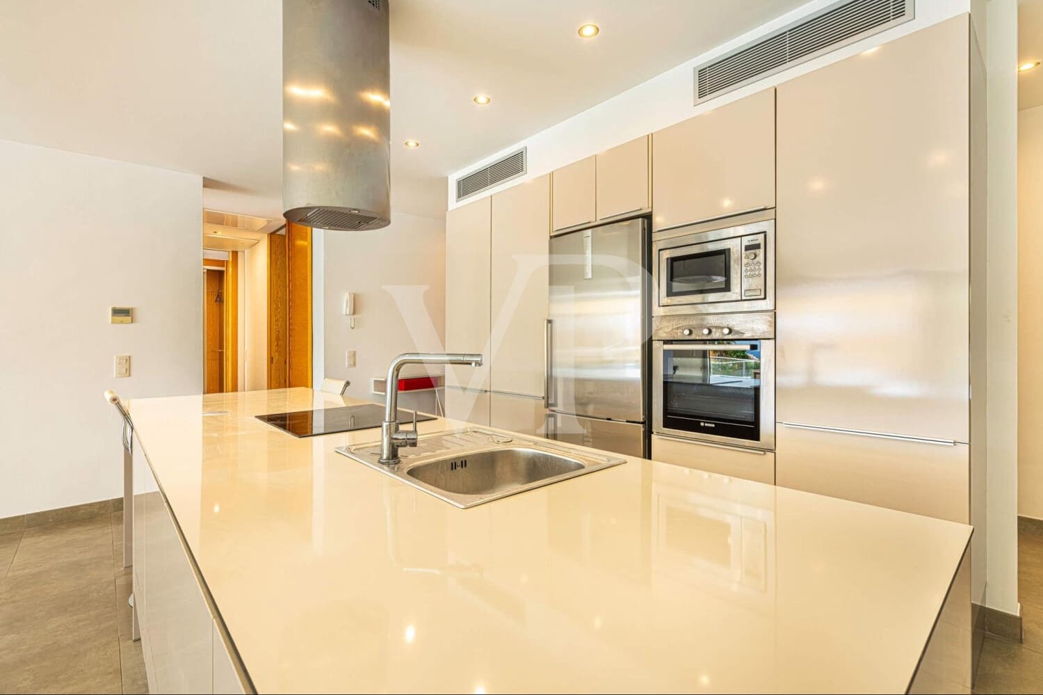 2 sypialnia Mieszkanie na sprzedaż w La Caleta Adeje z basenem - 1 295 000 € (Ref: 9208235)