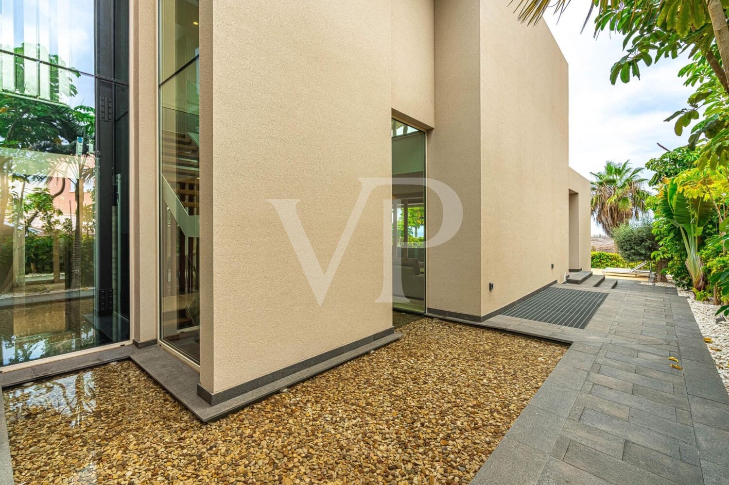 5 chambre Villa/Maison à vendre à Costa Adeje avec piscine - 3 950 000 € (Ref: 9226883)