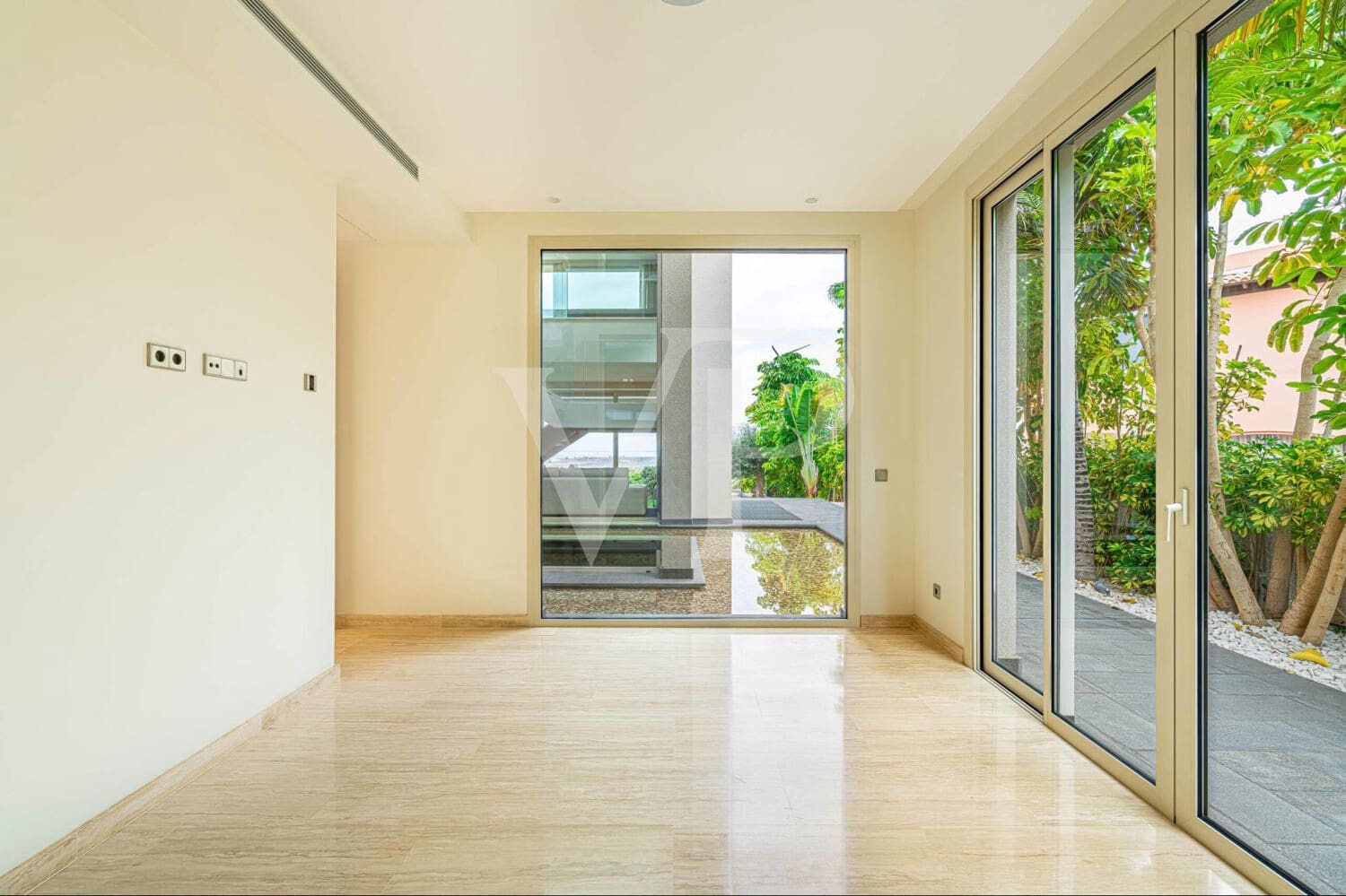 5 chambre Villa/Maison à vendre à Costa Adeje avec piscine - 3 950 000 € (Ref: 9226883)