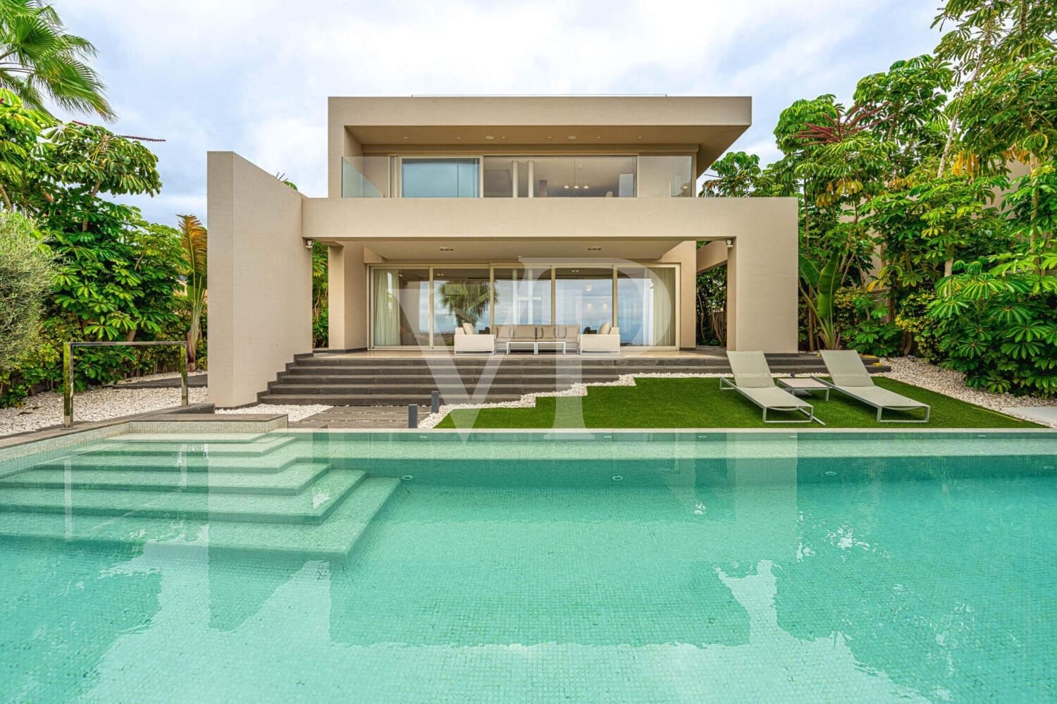 5 chambre Villa/Maison à vendre à Costa Adeje avec piscine - 3 950 000 € (Ref: 9226883)