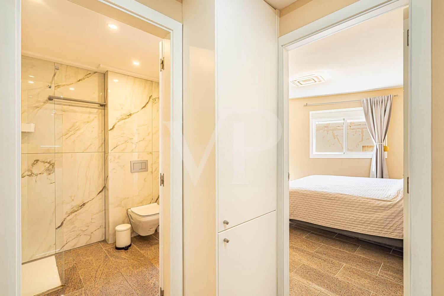 1 makuuhuone Kattohuoneisto myytävänä paikassa Adeje mukana uima-altaan - 270 000 € (Ref: 9400821)