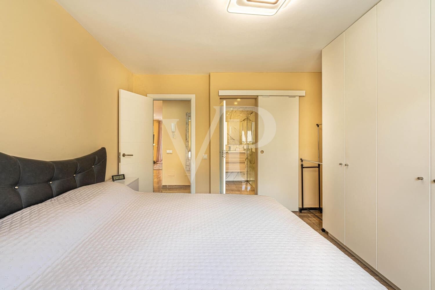 1 makuuhuone Kattohuoneisto myytävänä paikassa Adeje mukana uima-altaan - 270 000 € (Ref: 9400821)