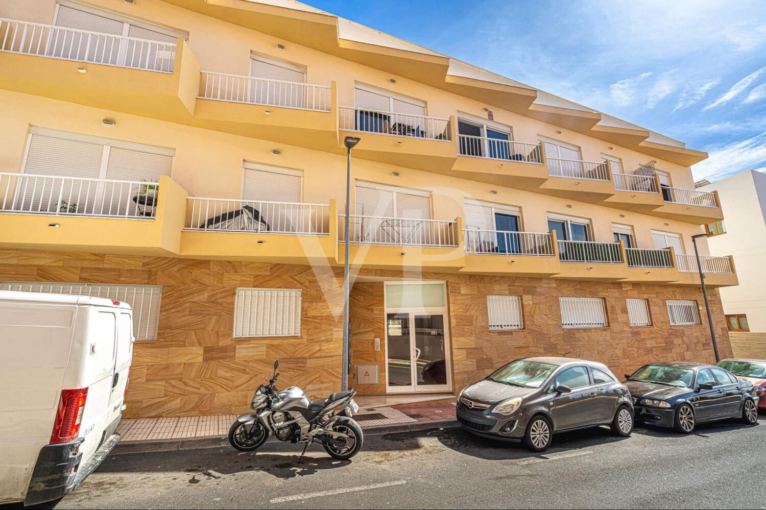 1 makuuhuone Kattohuoneisto myytävänä paikassa Adeje mukana uima-altaan - 270 000 € (Ref: 9400821)