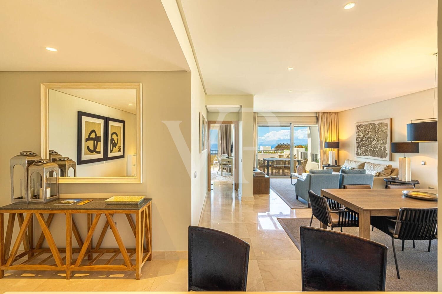 2 makuuhuone Asunto myytävänä paikassa Playa San Juan mukana uima-altaan - 1 150 000 € (Ref: 9400822)