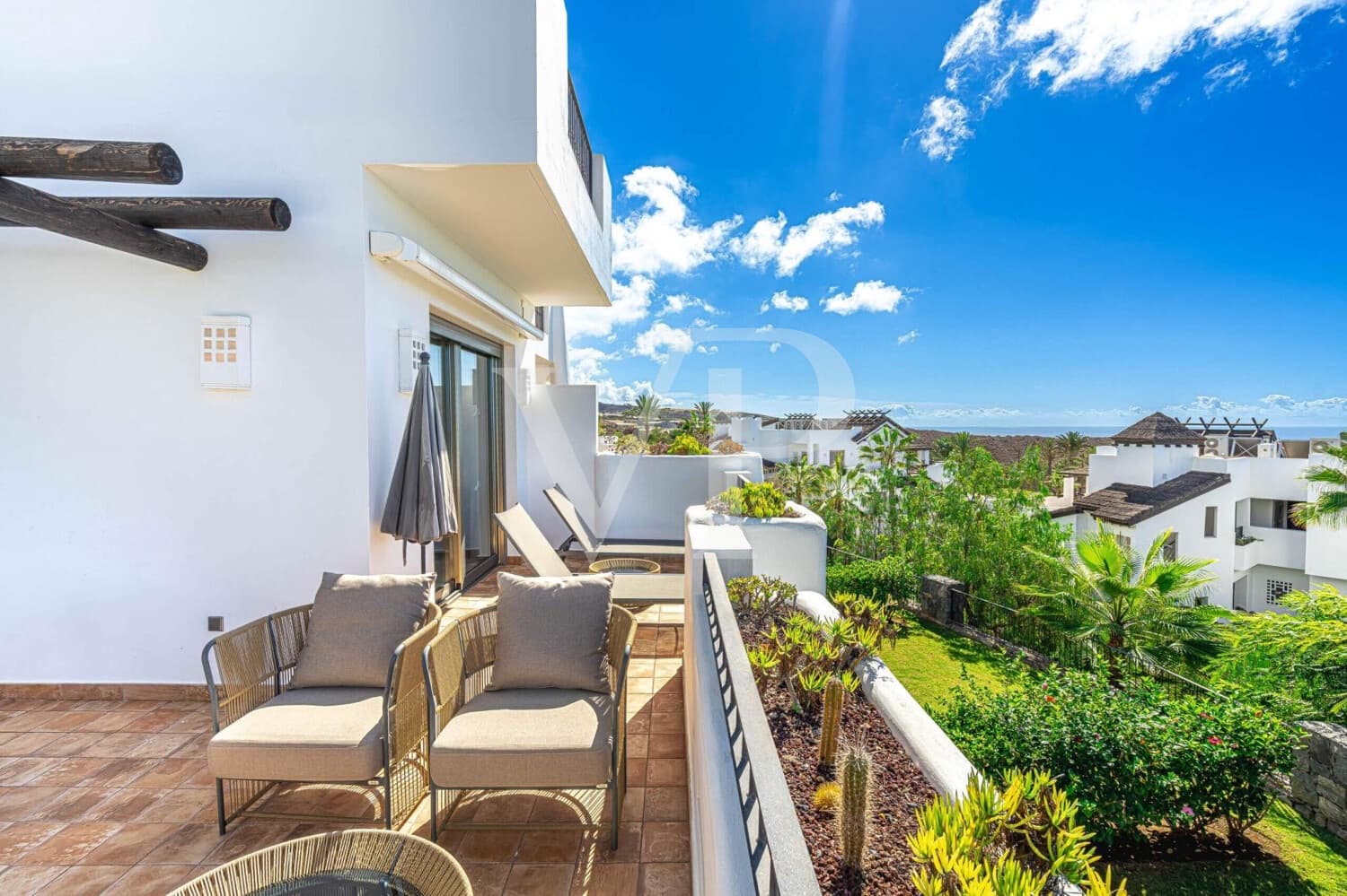 2 makuuhuone Asunto myytävänä paikassa Playa San Juan mukana uima-altaan - 1 150 000 € (Ref: 9400822)