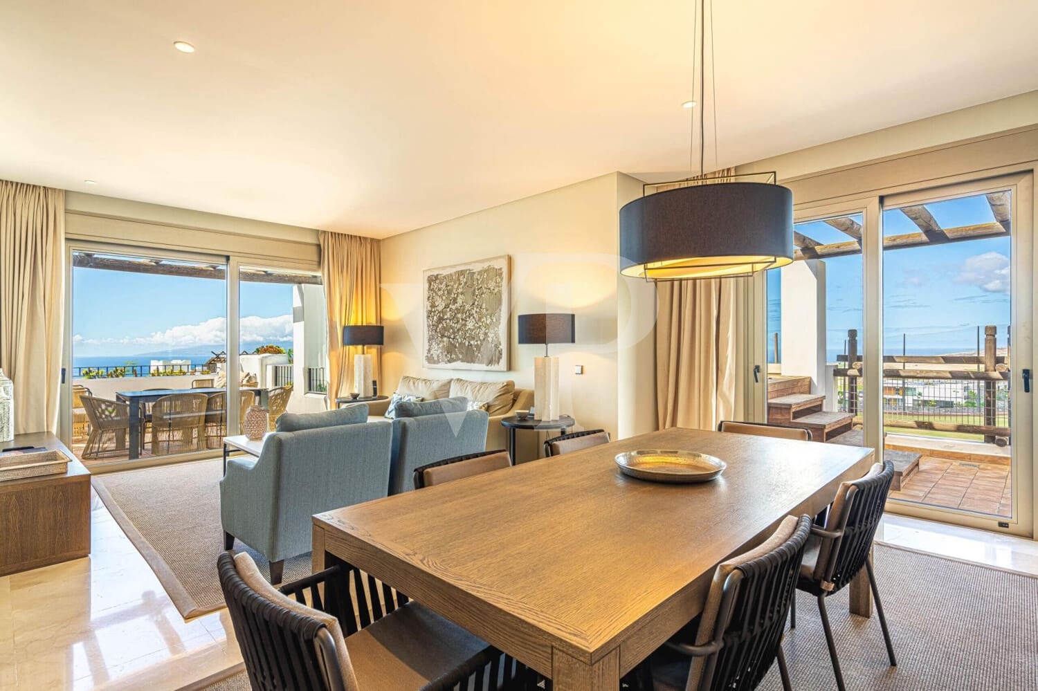 2 makuuhuone Asunto myytävänä paikassa Playa San Juan mukana uima-altaan - 1 150 000 € (Ref: 9400822)