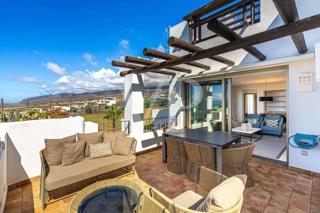 2 slaapkamer Flat te koop in Playa San Juan, Guía de Isora met zwembad - € 1.150.000 (Ref: 9400822)