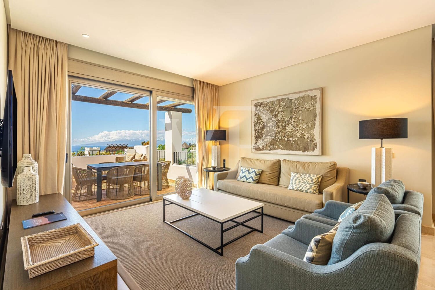 2 makuuhuone Asunto myytävänä paikassa Playa San Juan mukana uima-altaan - 1 150 000 € (Ref: 9400822)