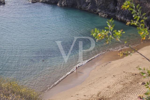 Undeveloped Land for sale in Guía de Isora - € 1,060,000 (Ref: 9403155)