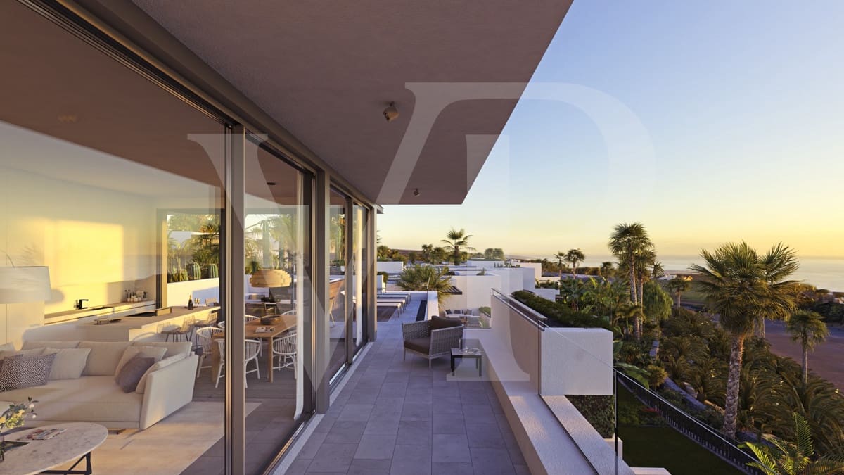 Piso de 3 habitaciones en Guía de Isora en venta con piscina - 1.479.000 € (Ref: 9403158)