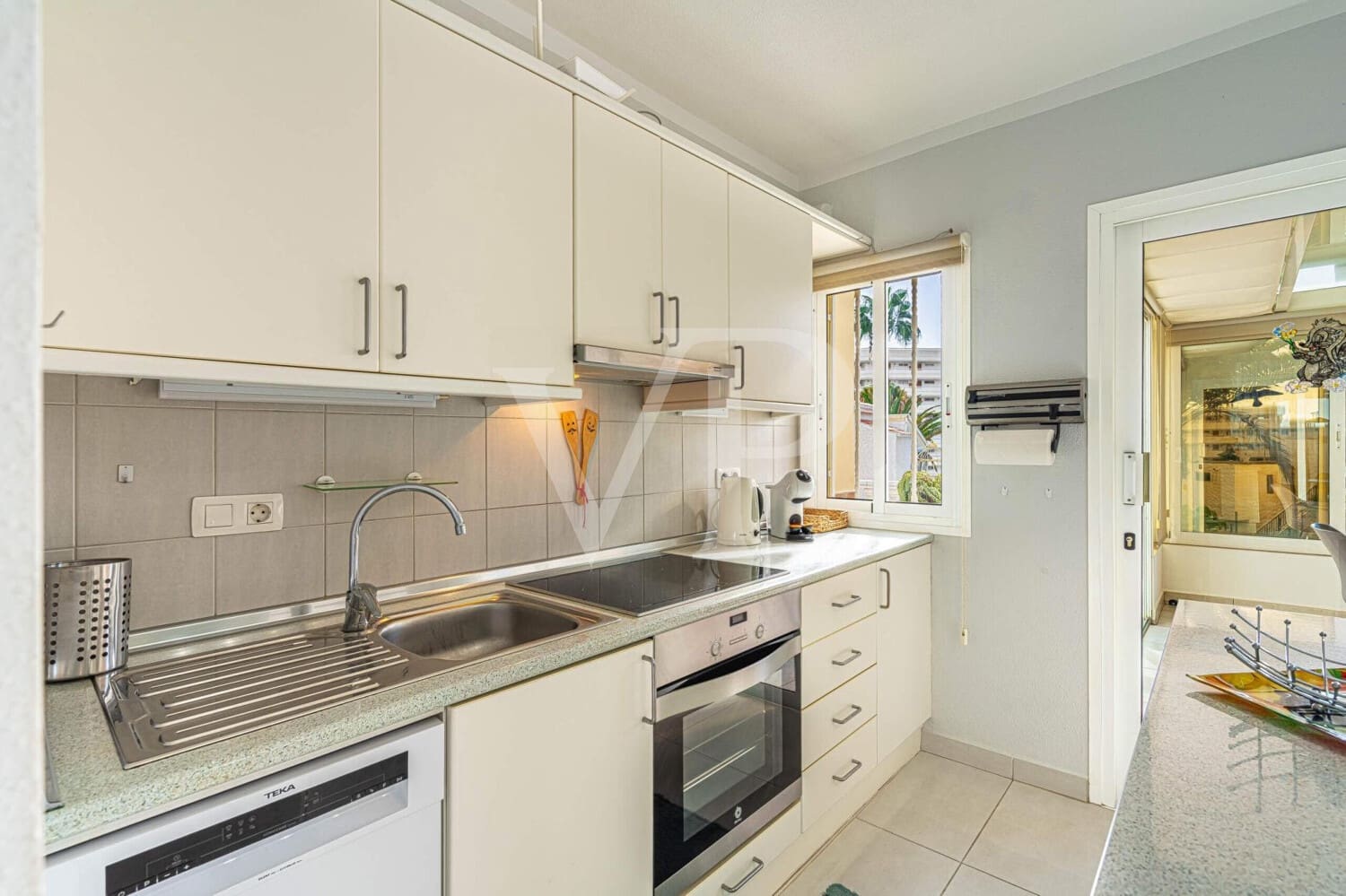 3 bedroom Penthouse for sale in Costa Adeje with pool - € 645,000 (Ref: 9403159)