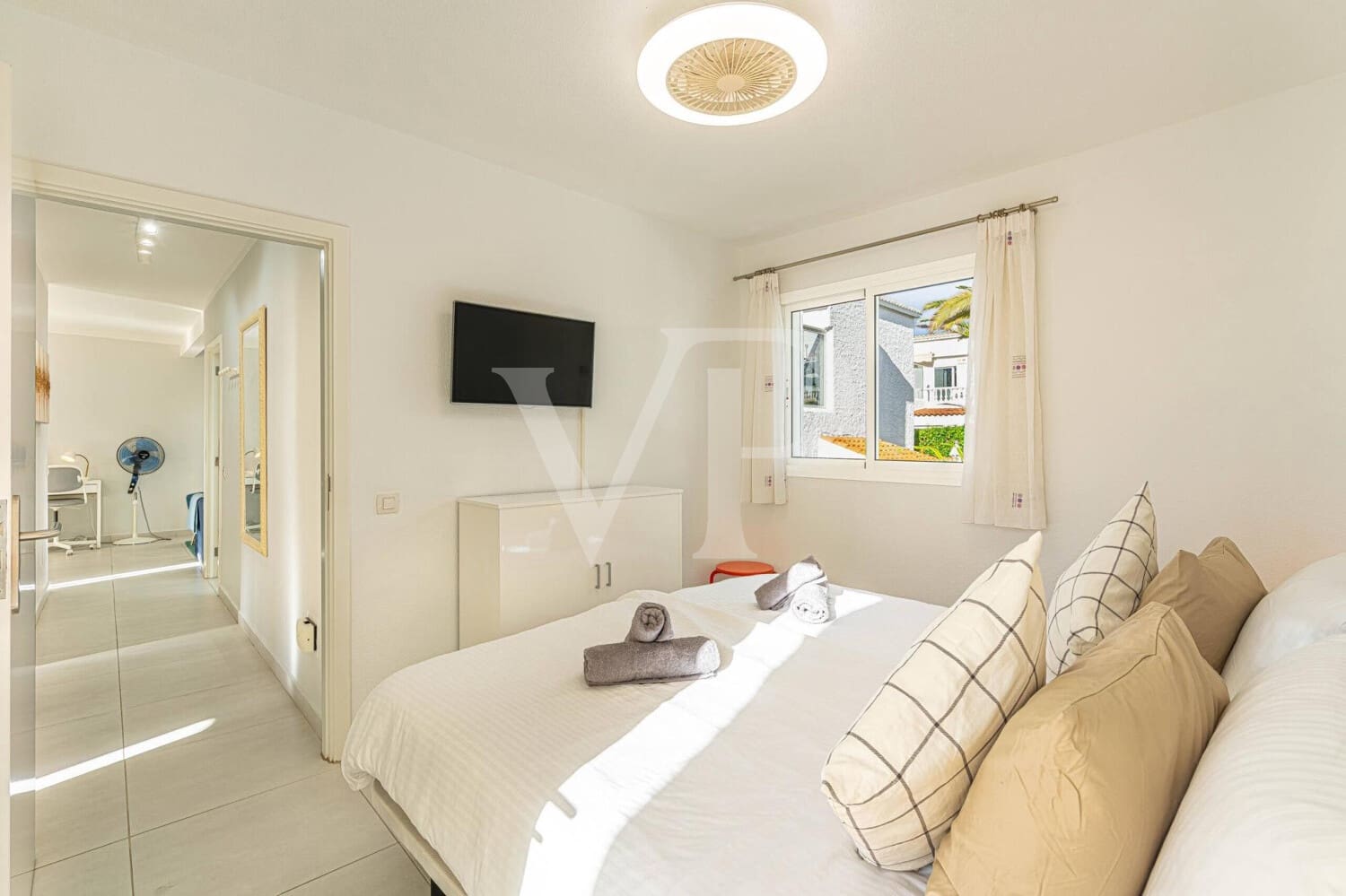 3 bedroom Penthouse for sale in Costa Adeje with pool - € 645,000 (Ref: 9403159)