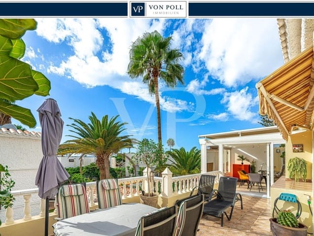 3 soveværelse Penthouse til salg i Playa de las Américas, Adeje med swimmingpool - € 645.000 (Ref: 9403159)