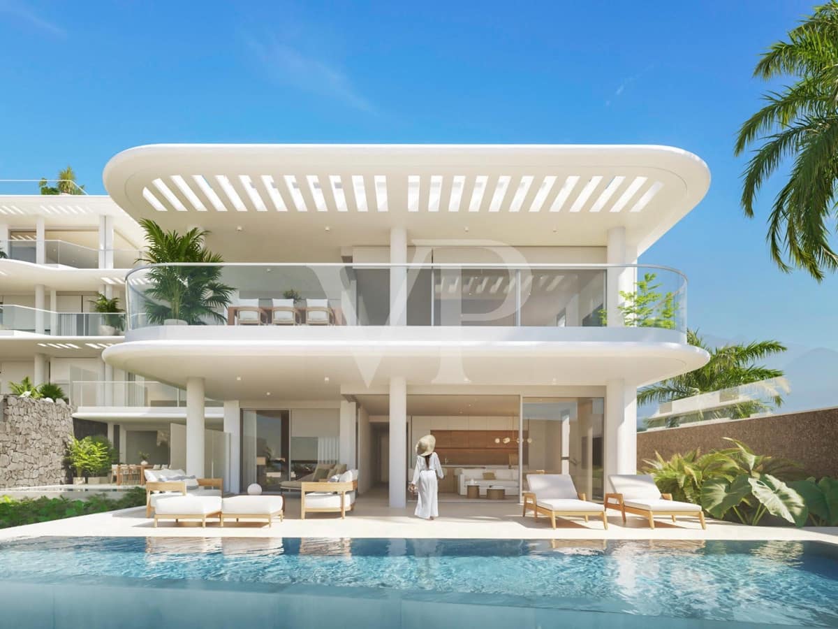 2 slaapkamer Flat te koop in Playa San Juan - € 930.000 (Ref: 9406396)