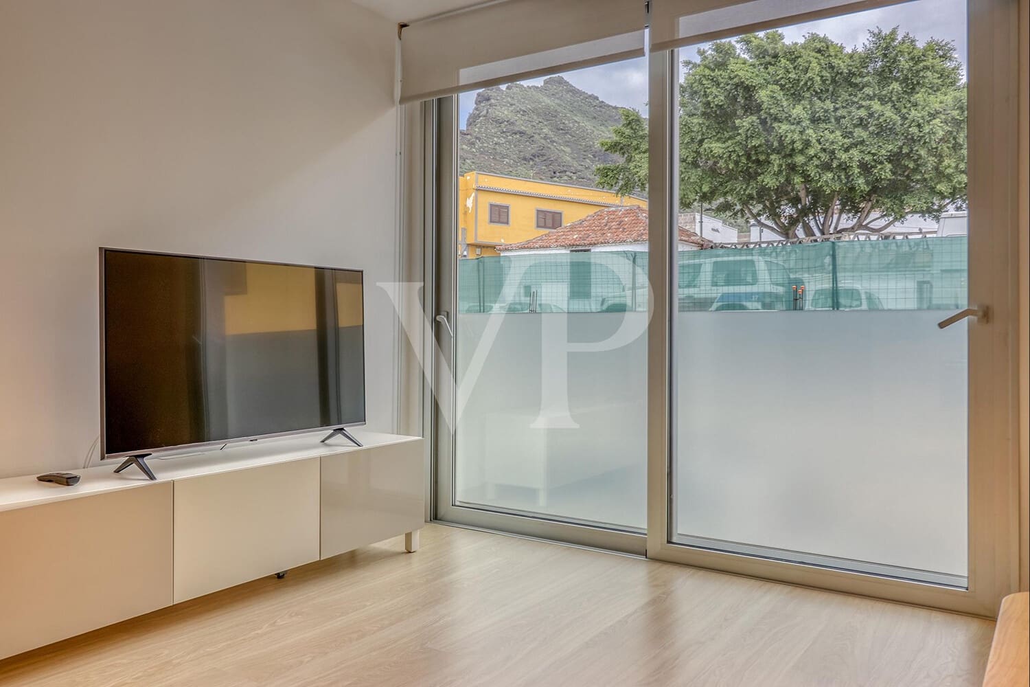 1 bedroom Flat for sale in Adeje with pool - € 325,000 (Ref: 9465405)